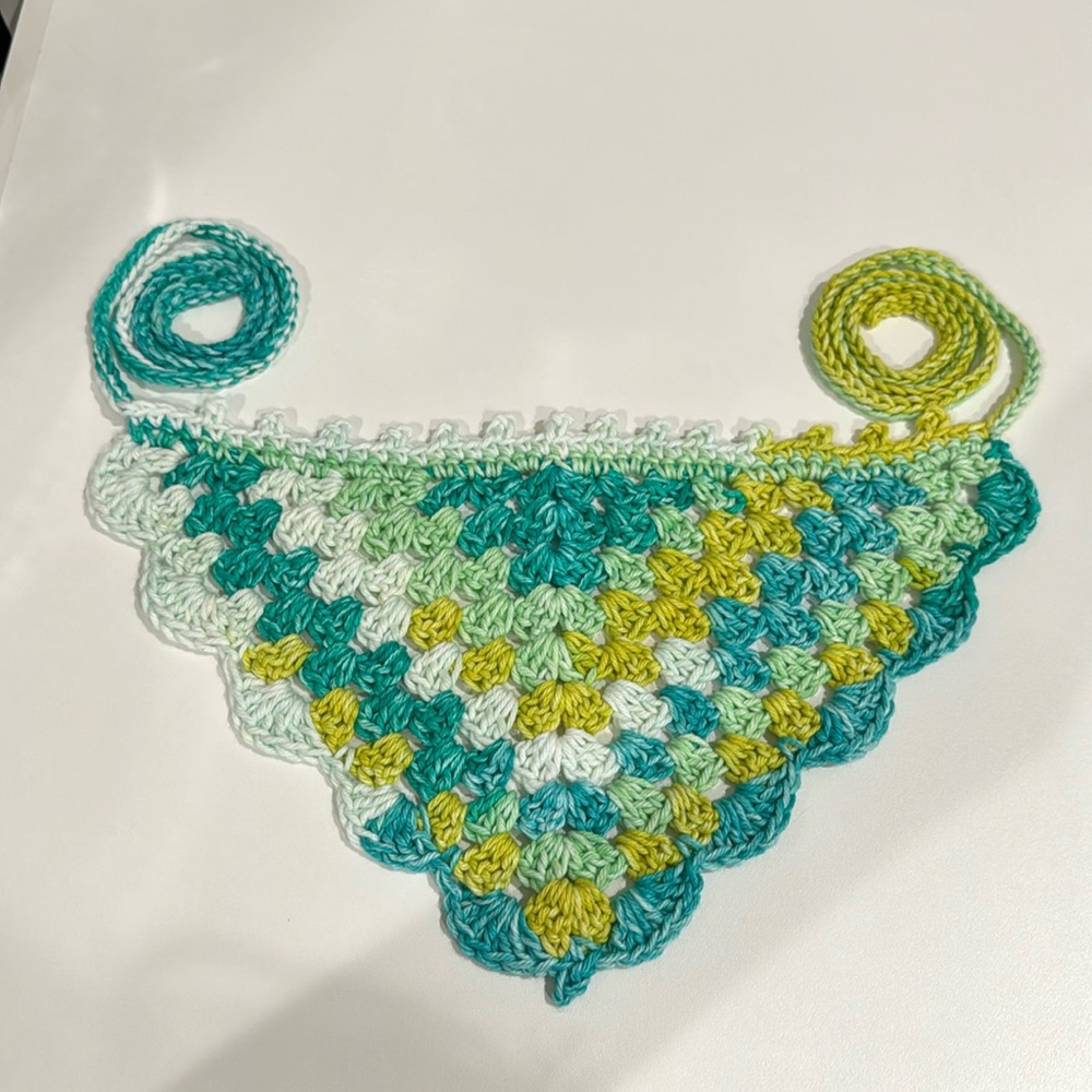 - 🌸 Handmade Crochet Bandana 🌸